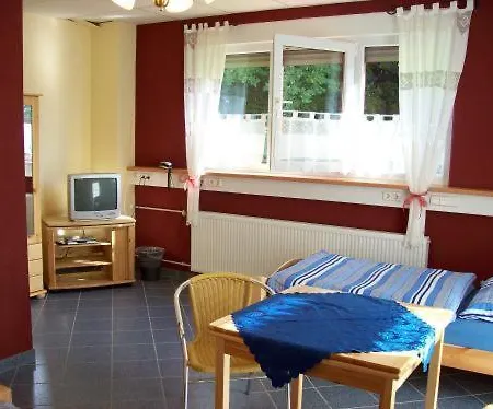 Econo Goelzer بيت ضيافة